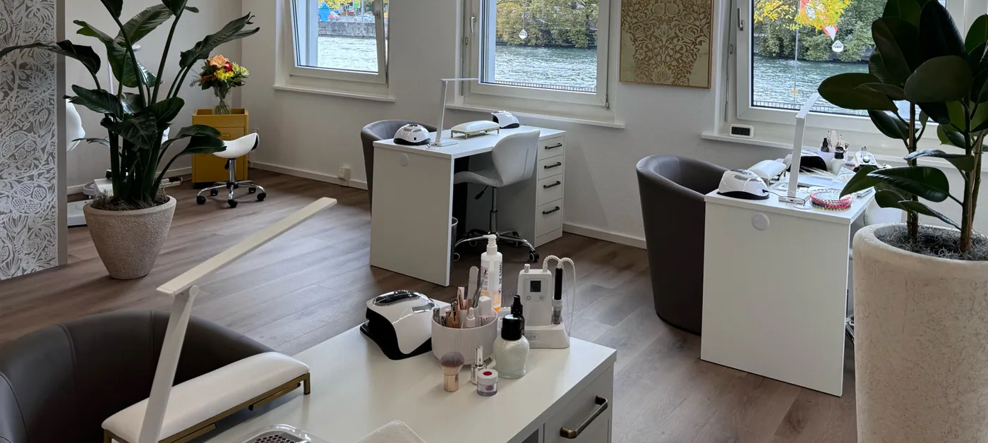 Royal Nails Studio am Limmatquai